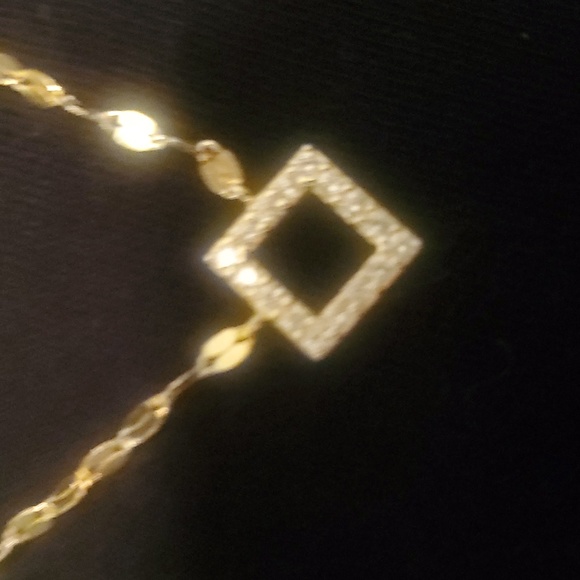 NWOT Goldtone Necklace - Picture 2 of 5
